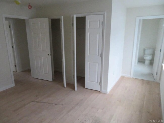 Building Photo - 62 Gibson Pl