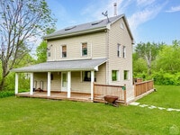 Building Photo - 51 Grays Ln