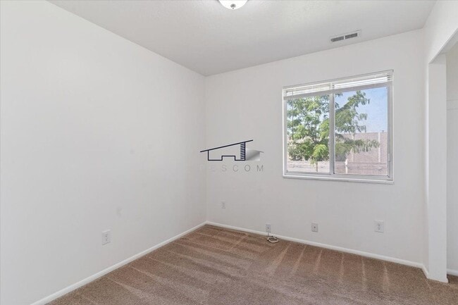 Building Photo - 772 N 800 W