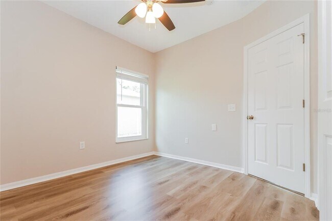 Building Photo - 611 Maricopa Dr