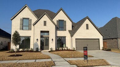 Building Photo - Stunning 5BR House in Celina