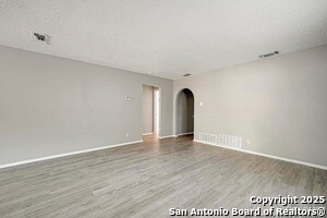 Building Photo - 2105 Darwin Dr