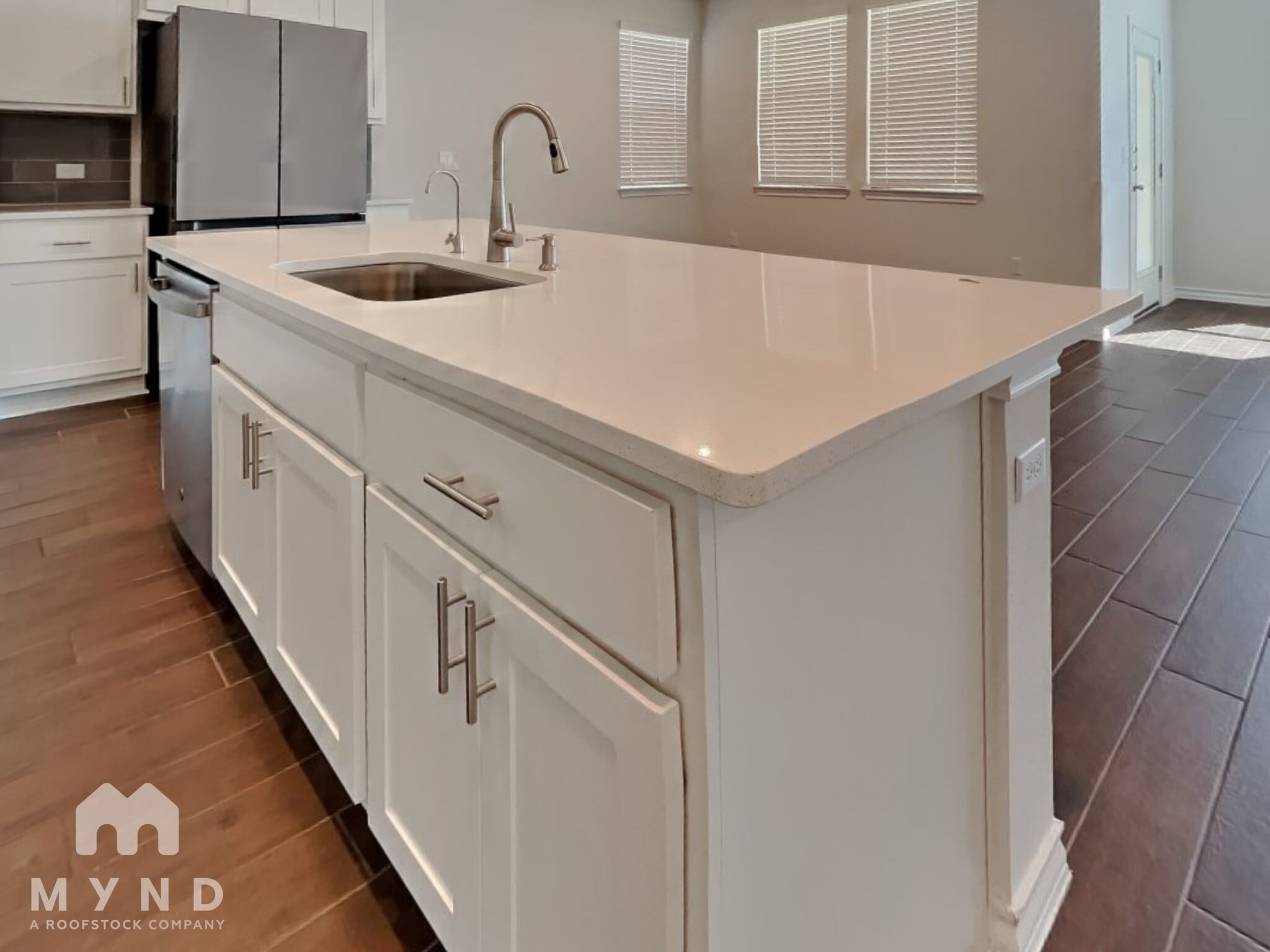 Building Photo - 2909 Salvidar Bend