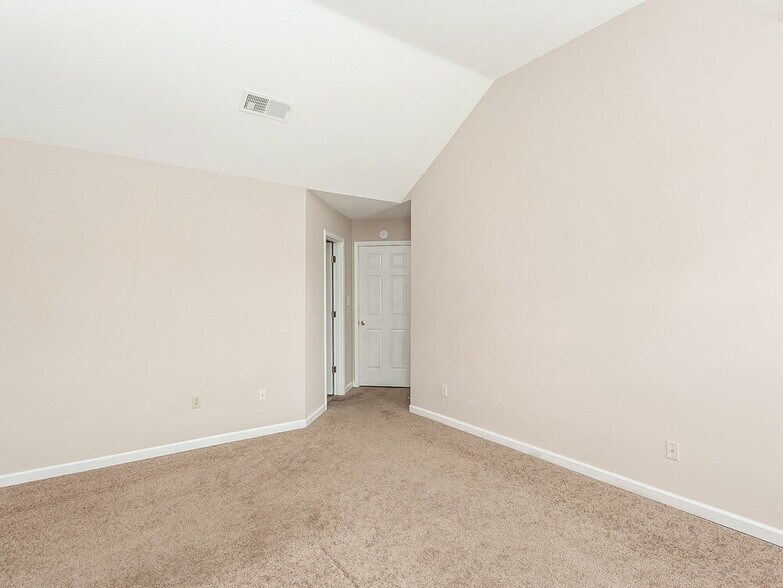 Building Photo - 1030 Jessica Lauren Dr