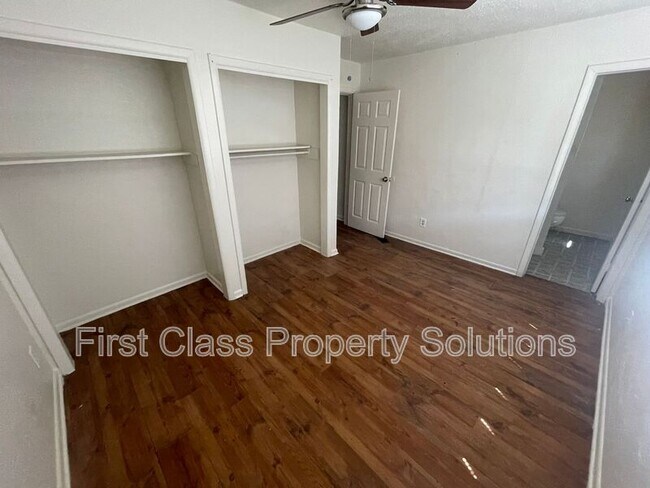 Building Photo - 1731 NW 32nd St