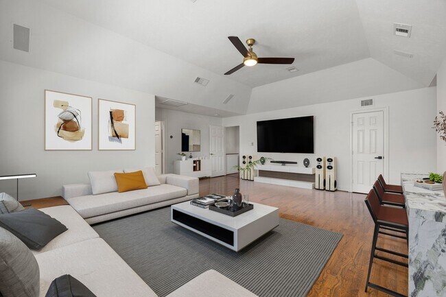 Building Photo - 111 N Wynden Estates Ct