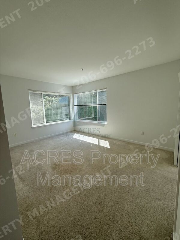 Building Photo - 524 6th Ave W