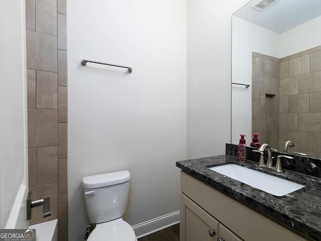 Building Photo - 3394 Bryerstone Cir SE