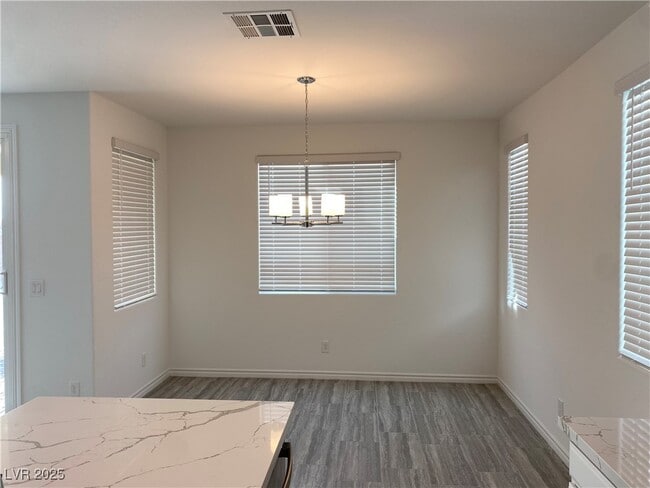 Building Photo - 7123 Calvert Cliffs St