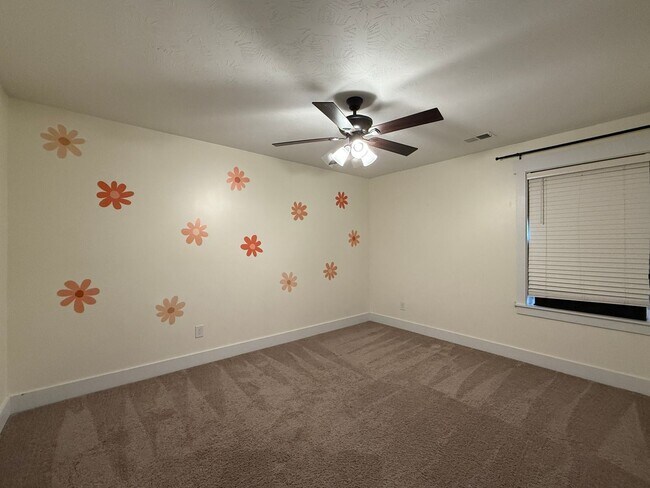 Building Photo - Spacious 4BR/3.5BATH home in the Wrights Farm neighborhood of Grovetown, GA - Available now!!