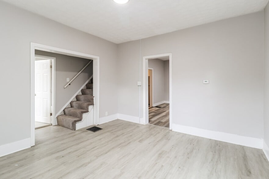 Building Photo - 2839 Marshall Ave