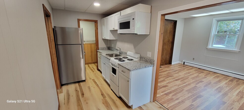 All New Kitchen - 1 Library St