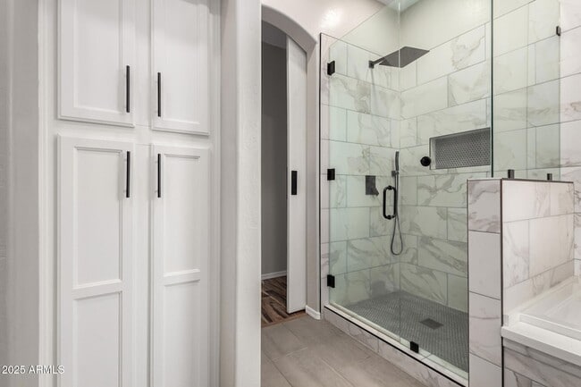 Building Photo - 3433 E Bluebird Pl