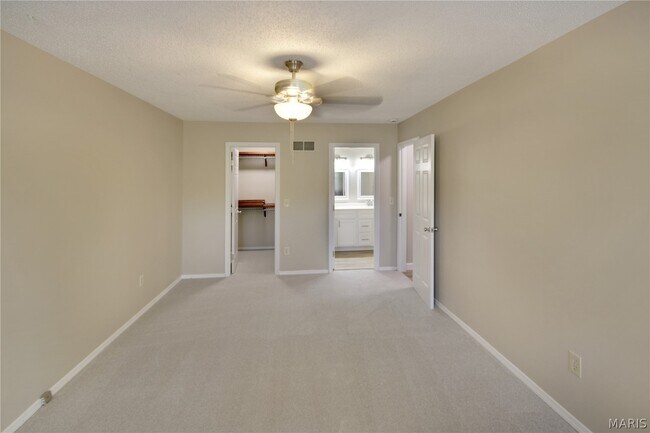 Building Photo - 1392 Justerini Dr