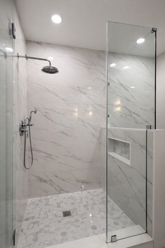 Building Photo - 1351 W Altgeld St