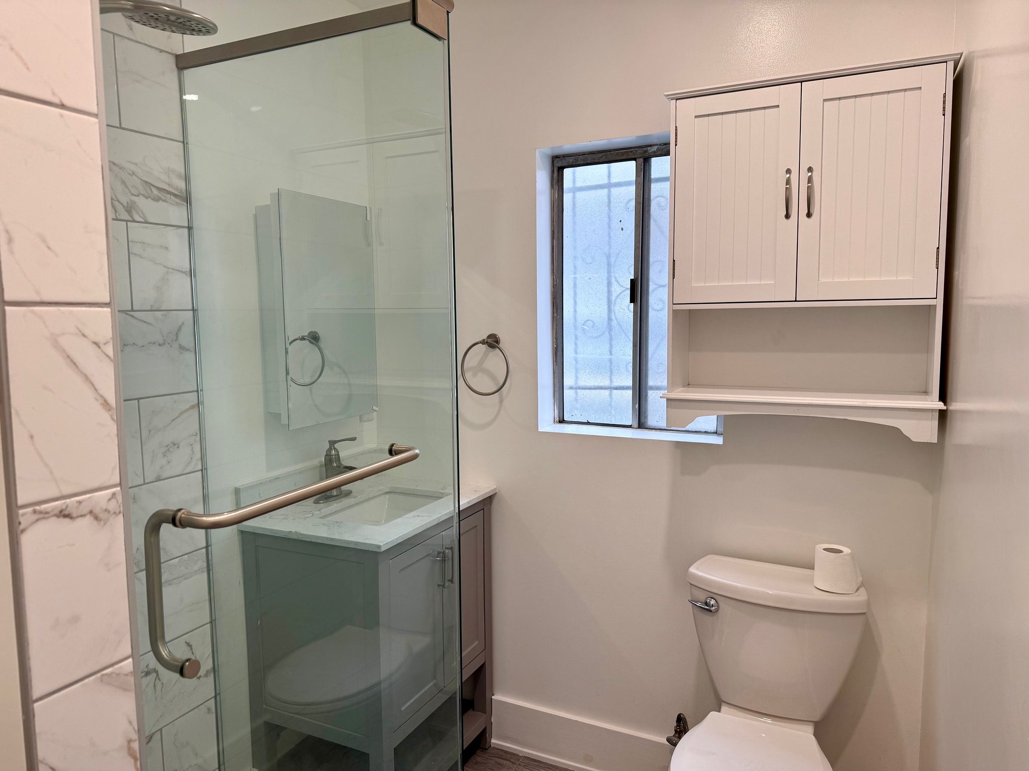 Bathroom - 4228 Lockwood Ave