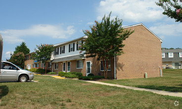 Building Photo - Windsor Valley Apartments