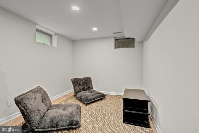 Building Photo - 6706 Pine Creek Ct