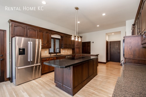 Building Photo - Large 1.5 Story luxury home on 2.5 acres  ...