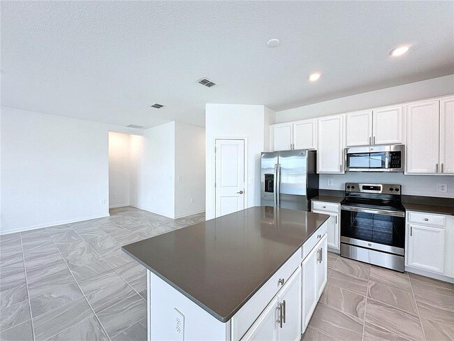 Building Photo - 1162 Pomelo St