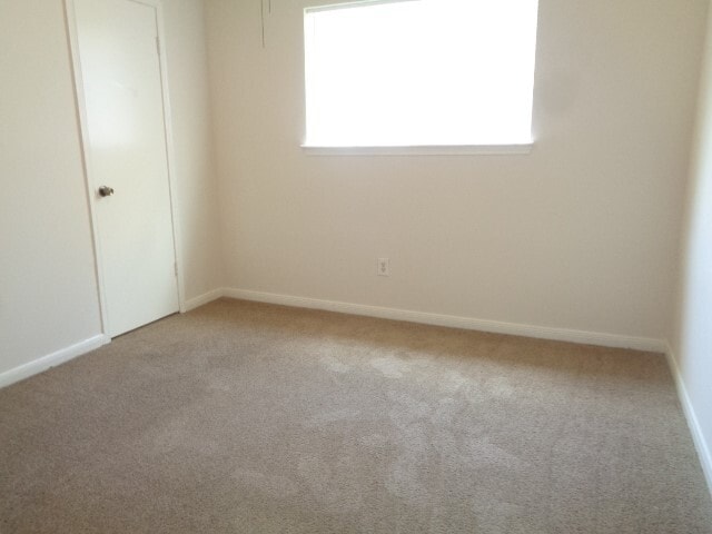 Building Photo - 1374 Gentle Bend Dr