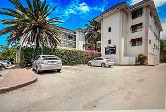 Building Photo - 924 SE 2nd St