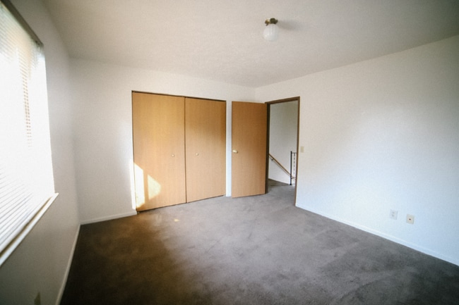 Building Photo - 1200 W Campus Dr