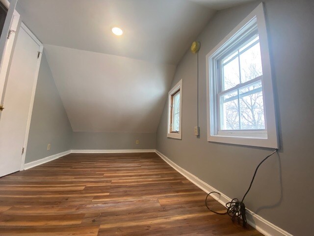 Building Photo - 55 Chase St