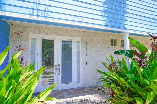 Building Photo - 1826 58th St S