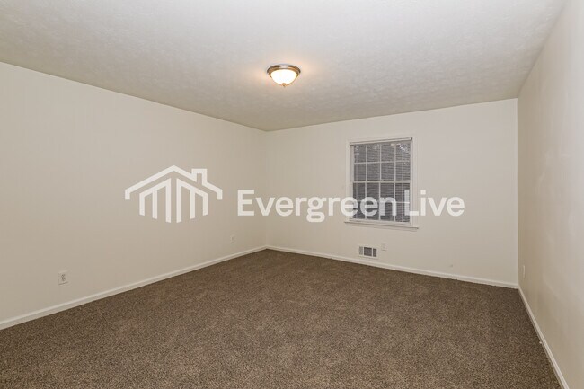 Building Photo - 1717 King Rd