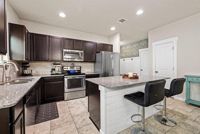 Building Photo - 157 Syrah Ct