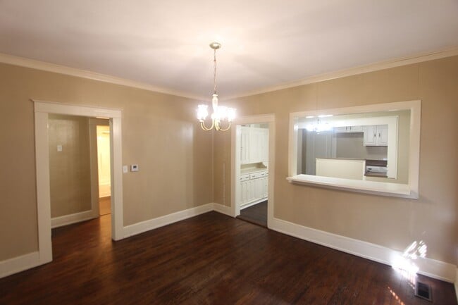 Building Photo - New On The Market with Fresh Updates!! Better Hurry!!