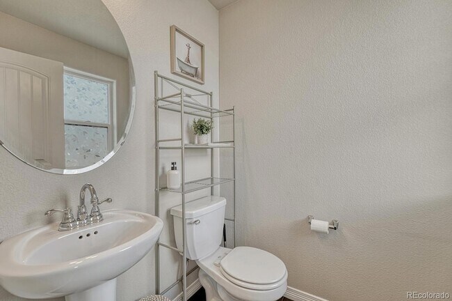 Building Photo - 10871 Saco Dr