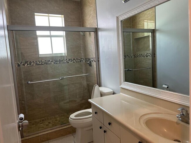 Building Photo - 2758 SW 129th Terrace