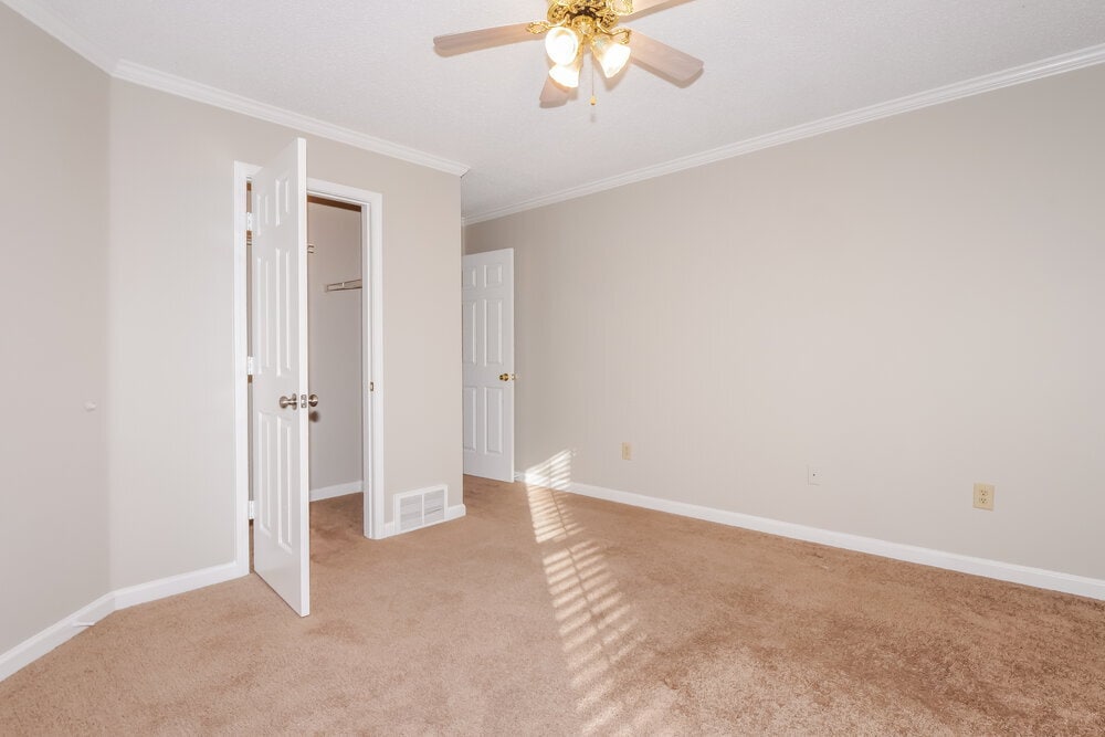 Building Photo - 8421 Trinity Rd