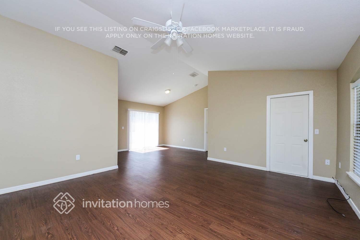 Building Photo - 599 Koala Dr