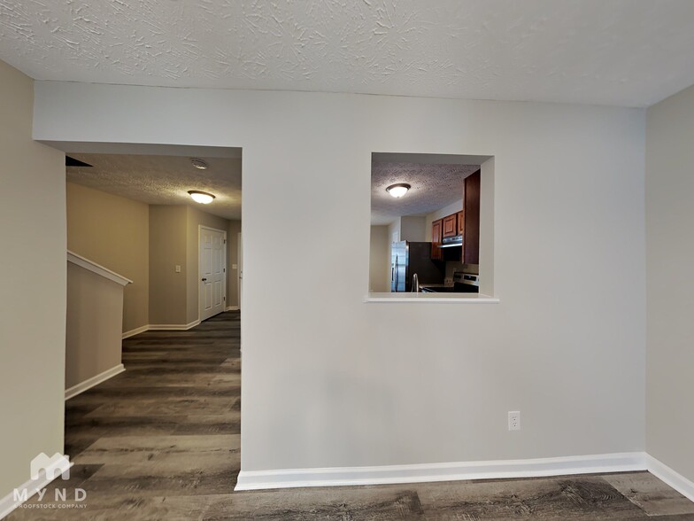 Building Photo - 2696 Creek Mill Ln