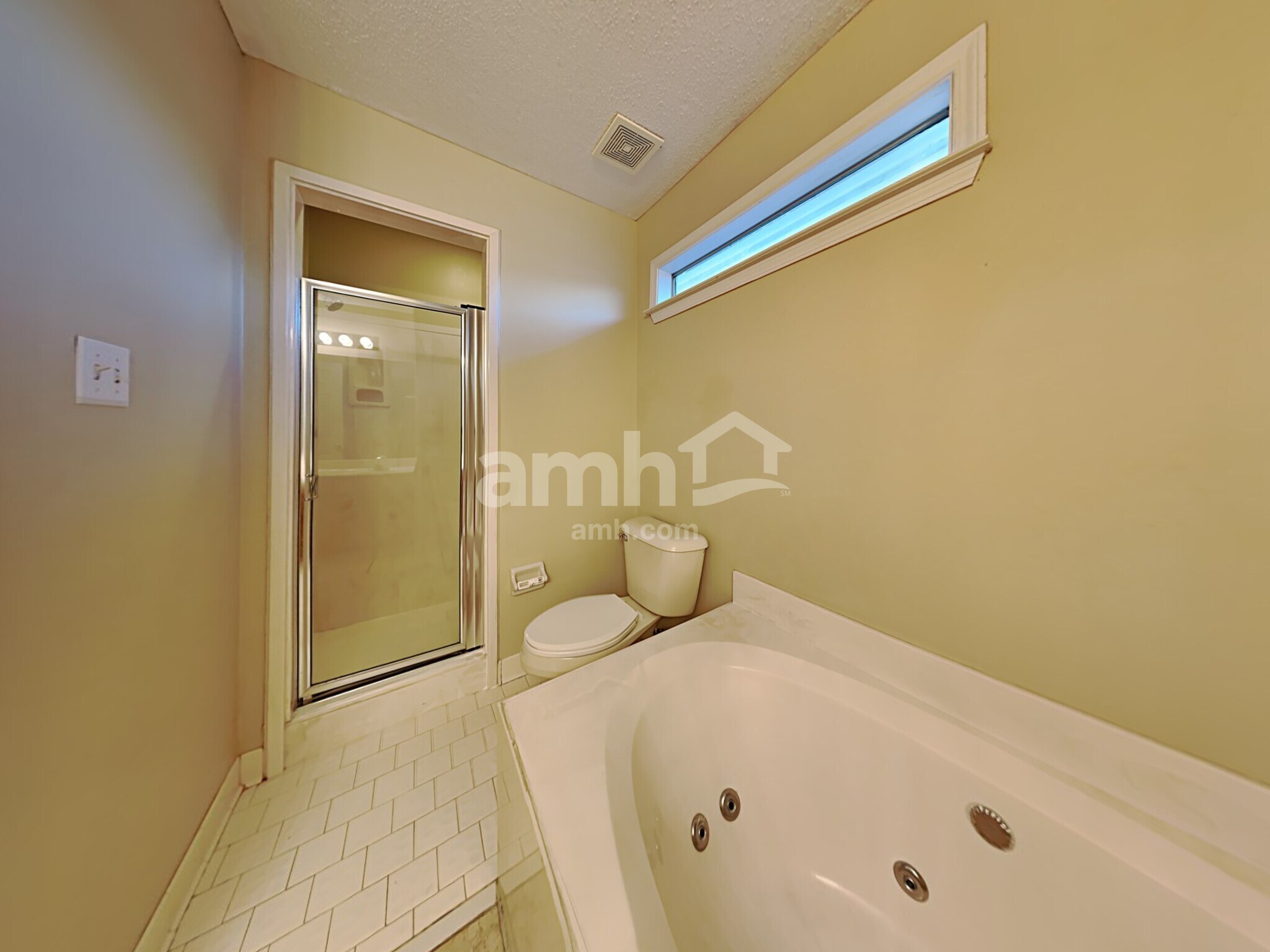 Building Photo - 3047 Valley Green Ln