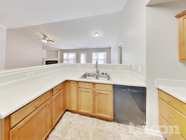 Building Photo - 142 Jacobs Woods Cir