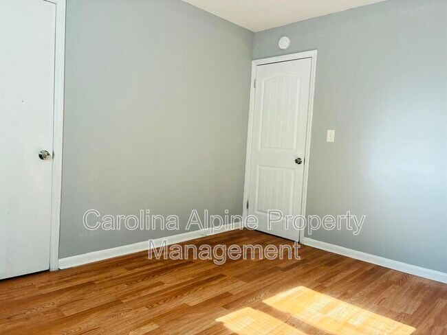 Building Photo - 1030 Caldwell St