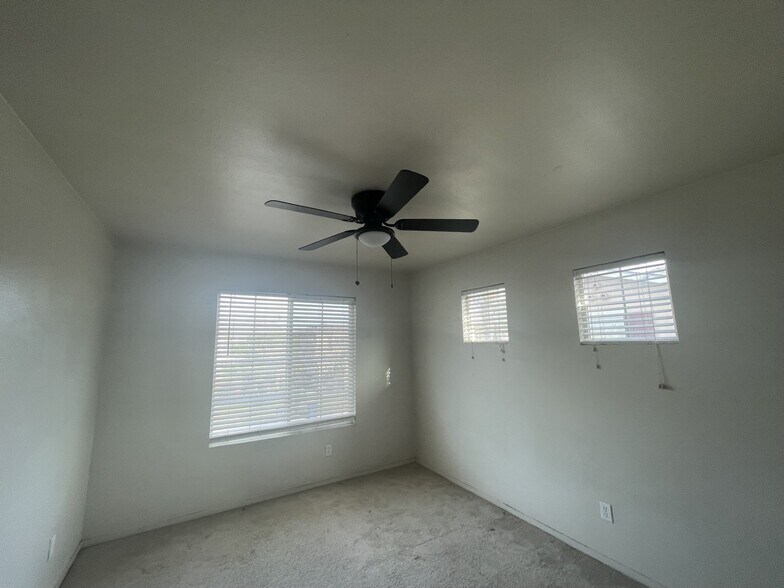 Building Photo - 4345 Briggs Ln