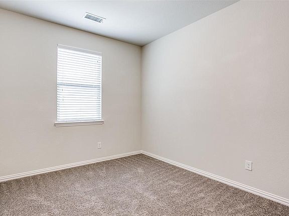 Building Photo - 4654 Rhett Ln