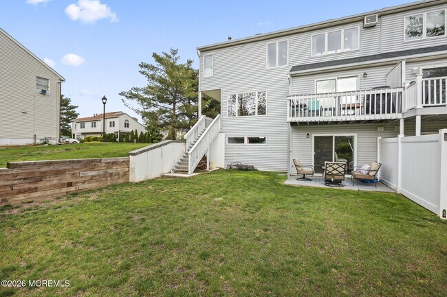 Building Photo - 2 Oyster Creek Dr