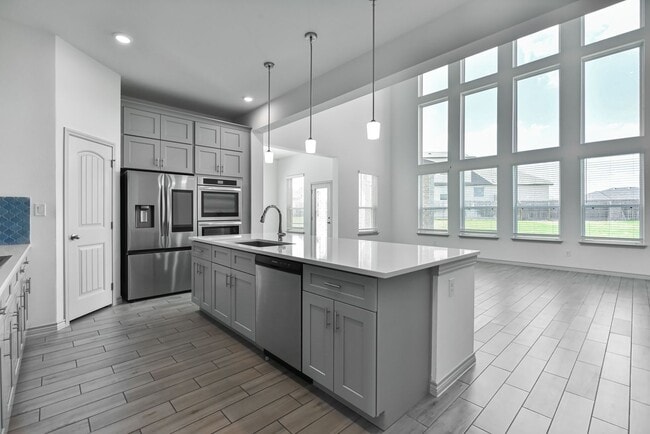 Building Photo - 7915 Gold Dr