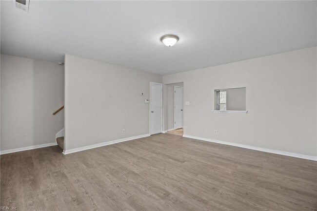 Building Photo - 3324 Kansas Ave