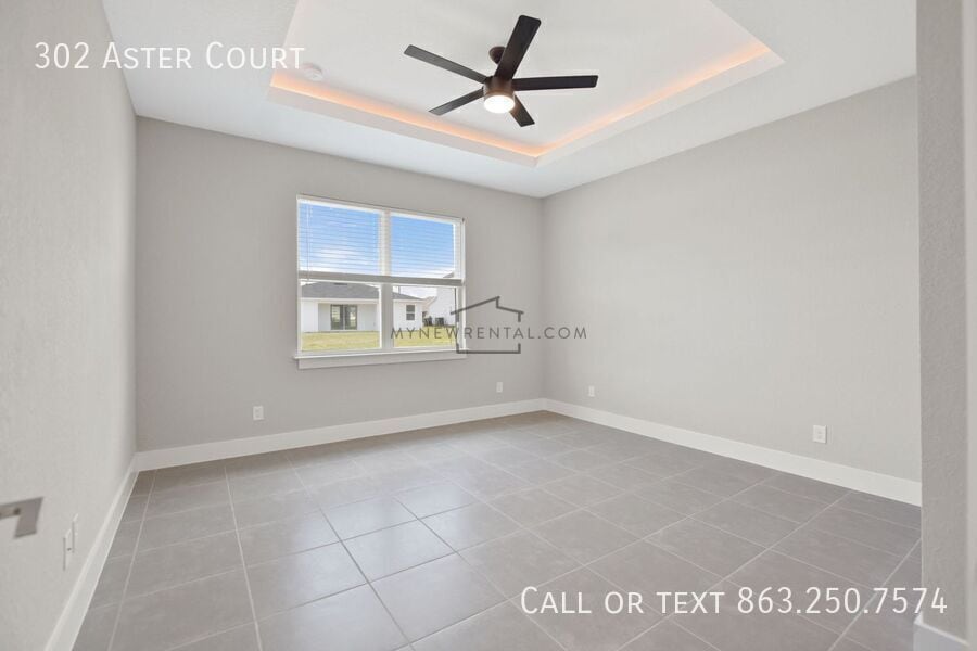 Building Photo - 302 W Aster Ct