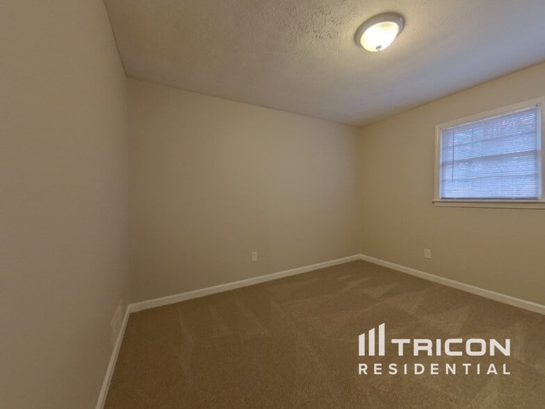 Building Photo - 5020 Horton Pl