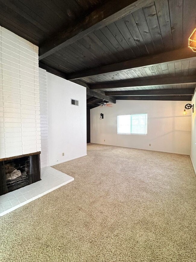 Building Photo - Rare 3 Bed Solar Home for Rent in Pomona Near Claremont & La Verne | Yard, Office, Garage