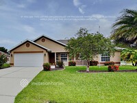 Building Photo - 25208 Palisade Rd