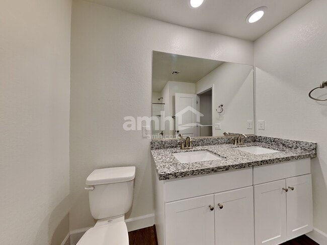 Building Photo - 8110 Inhibition Ct